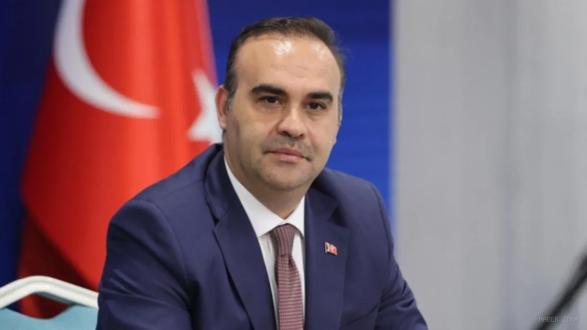 Bakan Kacır Açıkladı: Kamu Yatırımlarının Yüzde 2'si Yapay Zeka Projelerine Ayrılacak