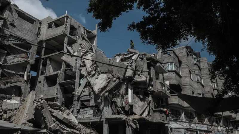 BM Deposu İsrail Saldırısında Hasar Gördü: Gazze'de Yardım Faaliyetleri Tehlikede