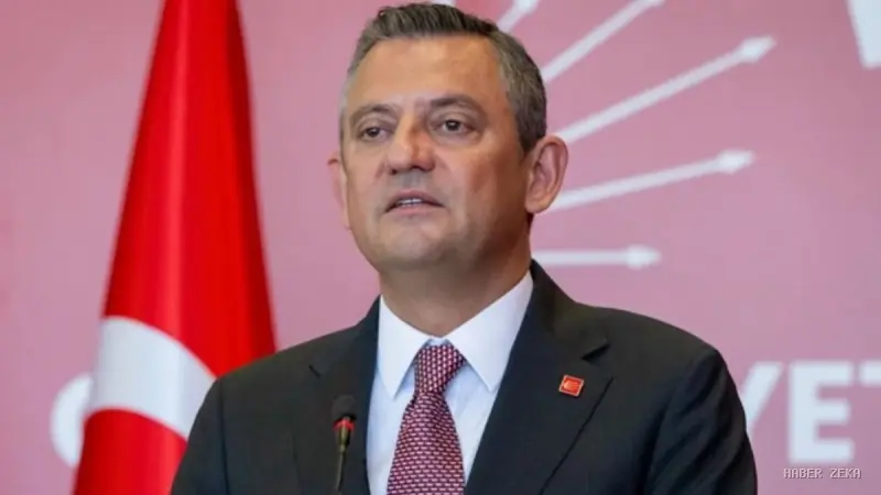 Özgür Özel, Tutuklu Komedyen Deniz Göktaş'ı Cezaevinde Ziyaret Etti