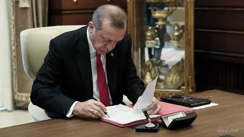 Resmi Gazete'de Atama ve Görevden Alma Rüzgarı: Hazine ve Maliye Bakanlığı'ndan SPK'ya Geniş Kadro Değişiklikleri