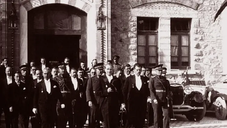 Türkiye Cumhuriyeti 103 yaşında