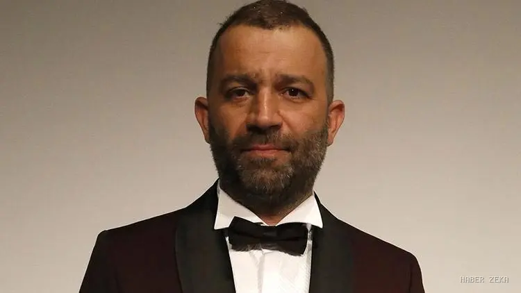 Usta Oyuncu Şevket Çoruh Koronavirüse Yakalandı: Dümbüllü Kavuğu'nun Varisi Sağlık Durumunu Duyurdu
